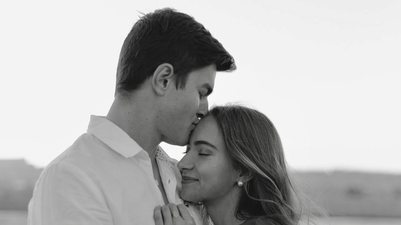 Stefan and Estee wedding hero background - a beautiful couple celebrating their love